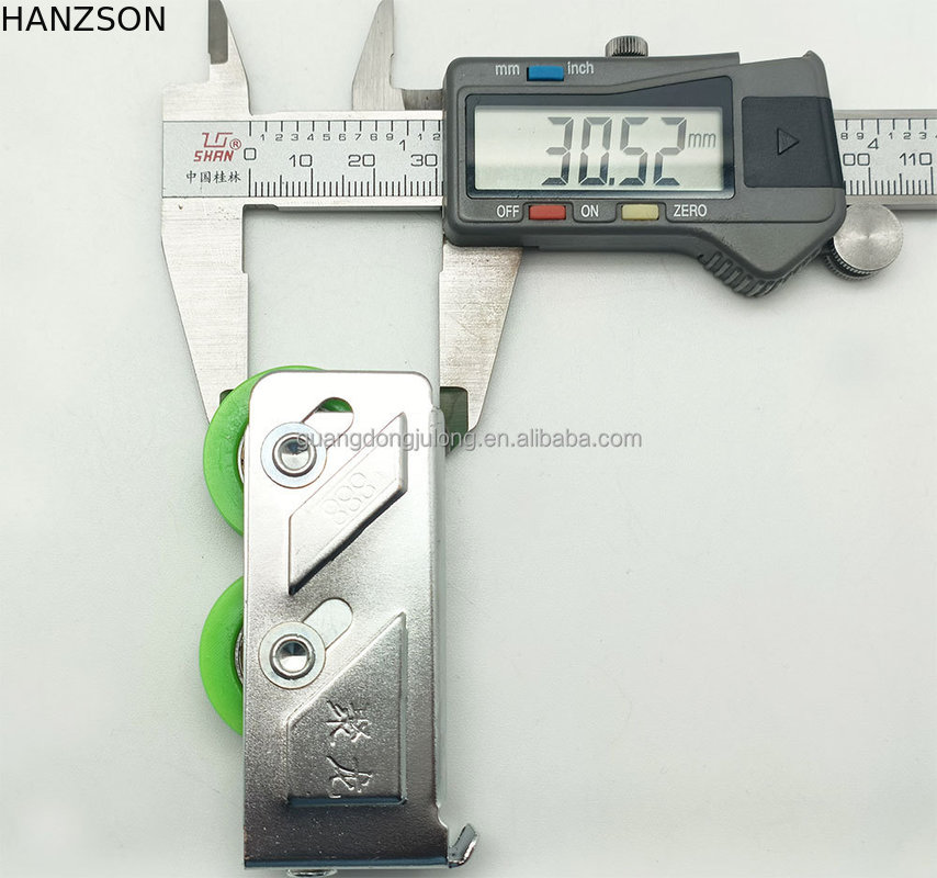 Wholesale Adjustable UPVC Plastic Sliding Door Roller with 2 Years Warranty for Windows and Doors